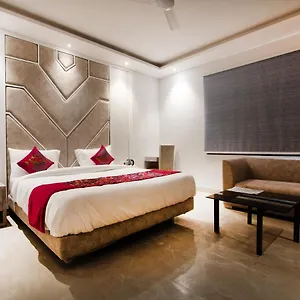https://capt-vishal-khannas-anchorage.hotelsdelhi.org