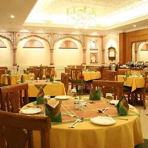 https://abad-airport-hotel.hotels-munnar.com